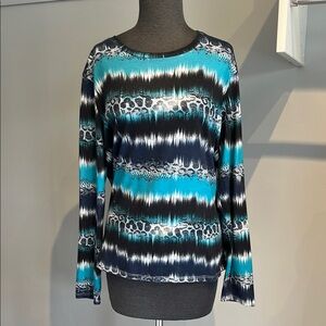 Women's Blue and Black Patterned Top